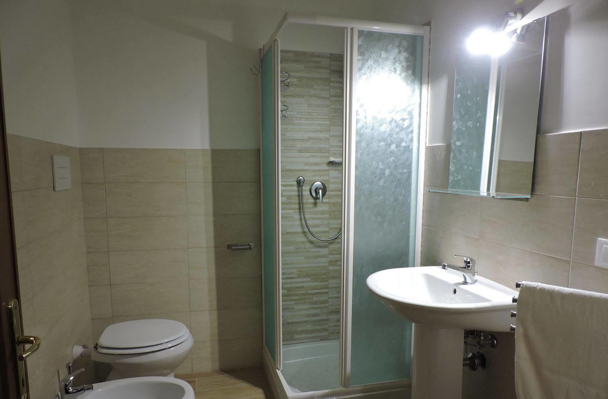 Living Rome Ottaviano B&B Екстериор снимка