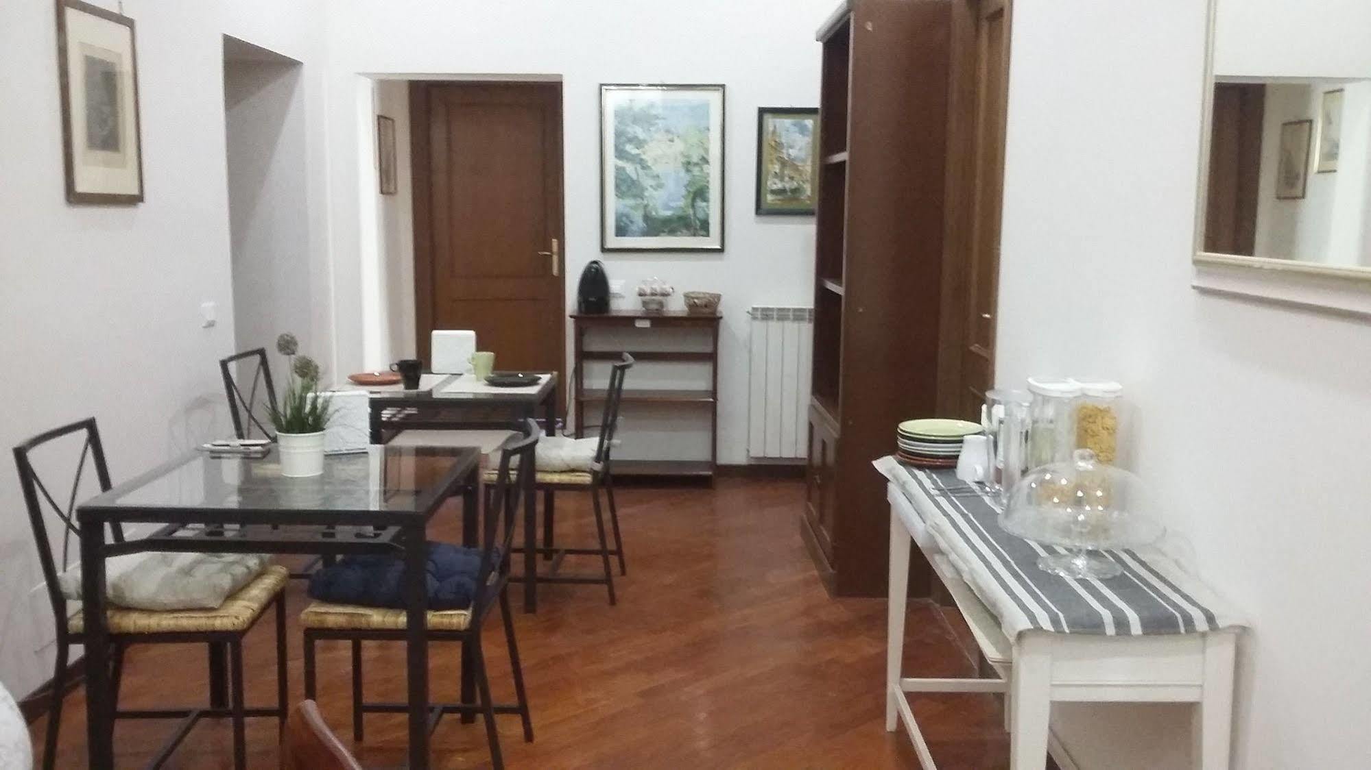 Living Rome Ottaviano B&B Екстериор снимка